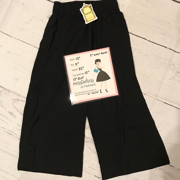 Baik Baik M / L Santa Fe Pant Coulette NWT Hawaii - Picture 5 of 5